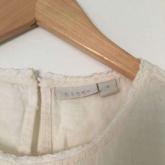 Vintage style cream tank - Picture 2 of 5